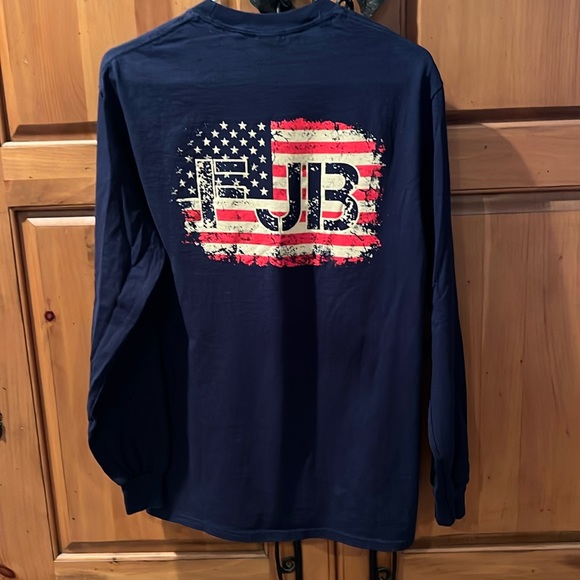 Gildan Other - Long Sleeved Tee